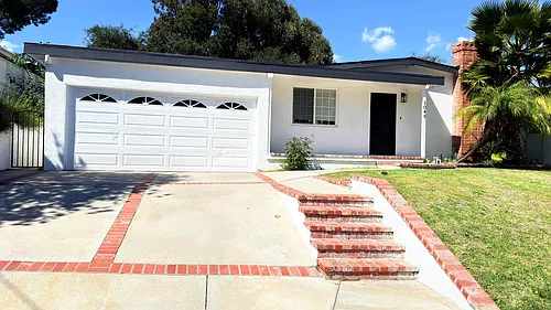 1045 Camann St Photo 1