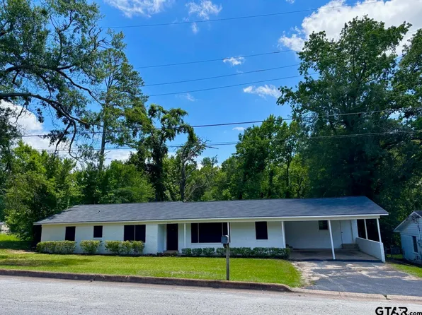 2009 Lindbergh St, Tyler, TX 75703