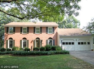 9516 Baccarat Dr, Fairfax, VA 22032