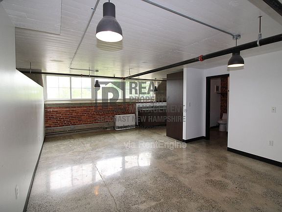 3rd image of 710 Main St #3-C