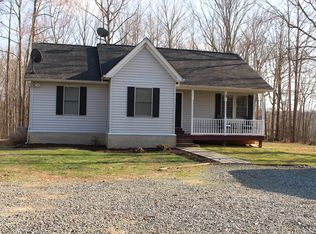 3 Old Banks Dr, Fredericksburg, VA 22406