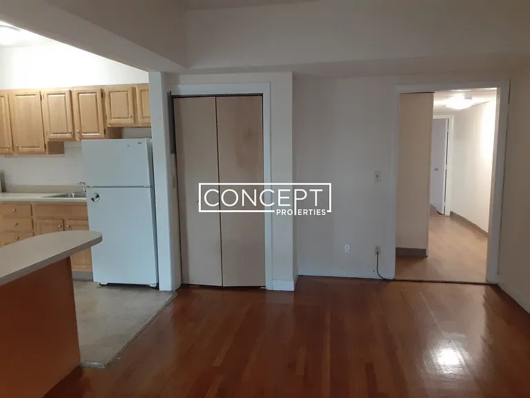 1131-1135 Commonwealth Ave #1 — Photo 5