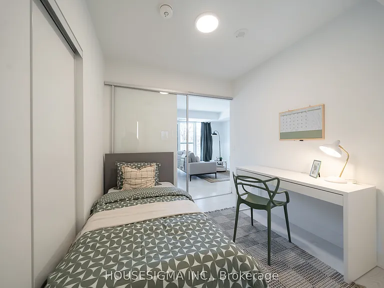 308 Jarvis St #214 — Photo 15