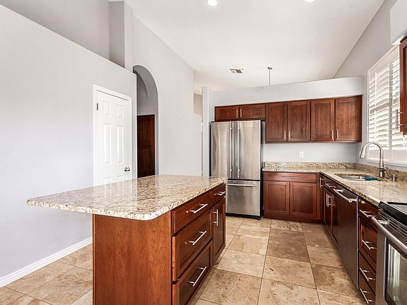 3rd image of 9051 E Maple Dr