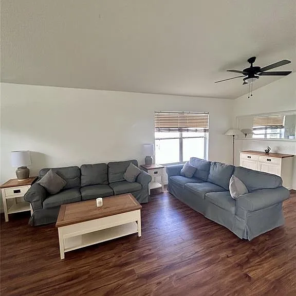 1061 Portmoor Way — Photo 3