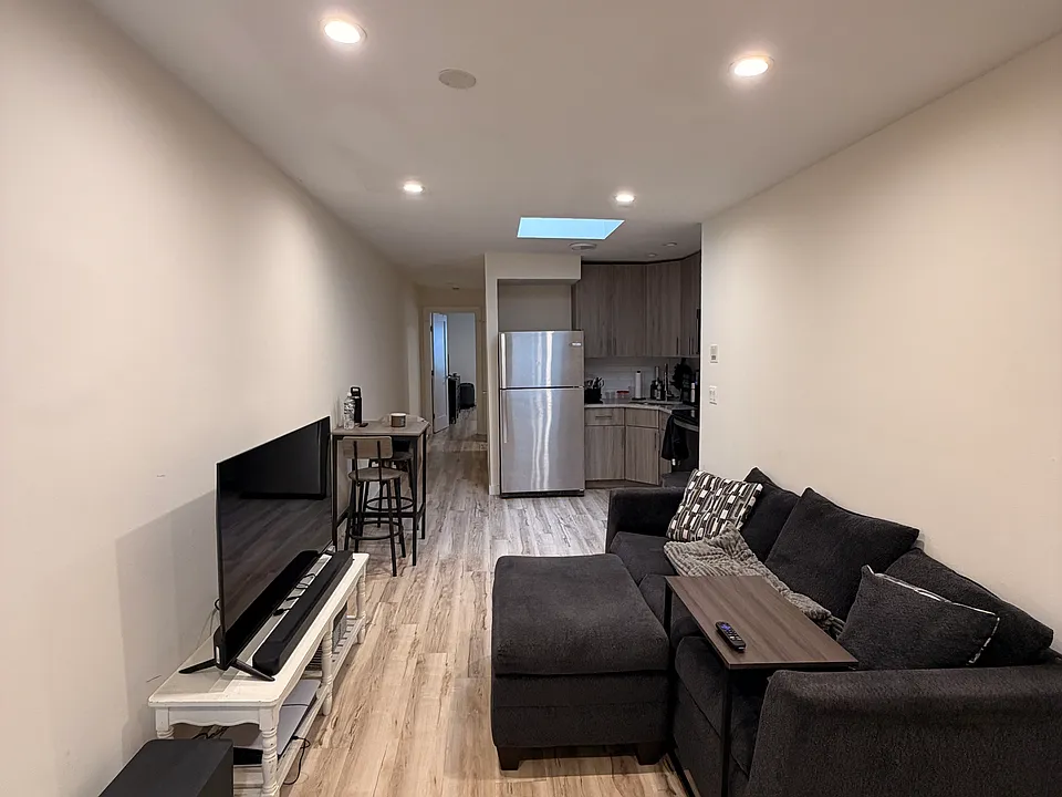 316 Monroe St #3