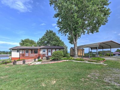 22 C Gillespie Way, Leicester, NC, 28748