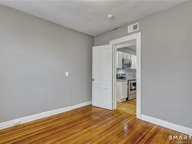 981 State St #2 — Photo 11