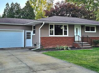 1208 Westshore Dr, Ashtabula, OH 44004
