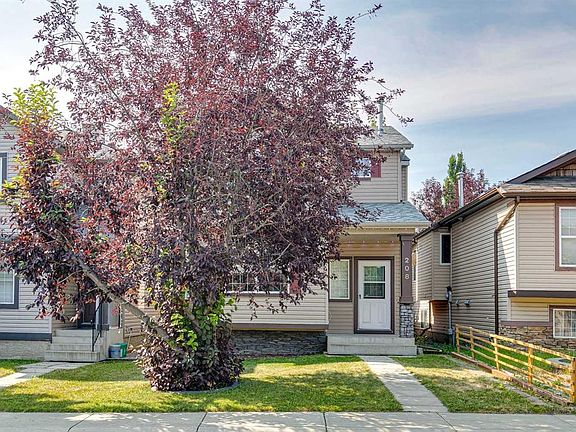2nd image of 208 N Everridge Way SW