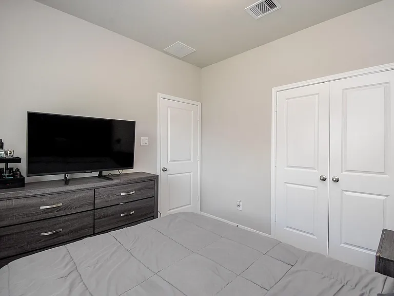 17007 Shine Bright Ct — Photo 20