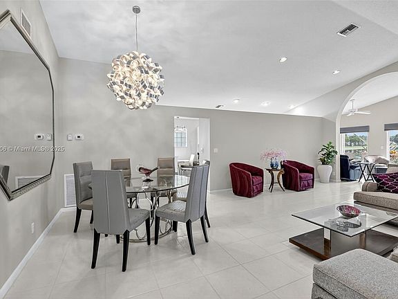 5th image of 12573 Coral Lakes Dr
