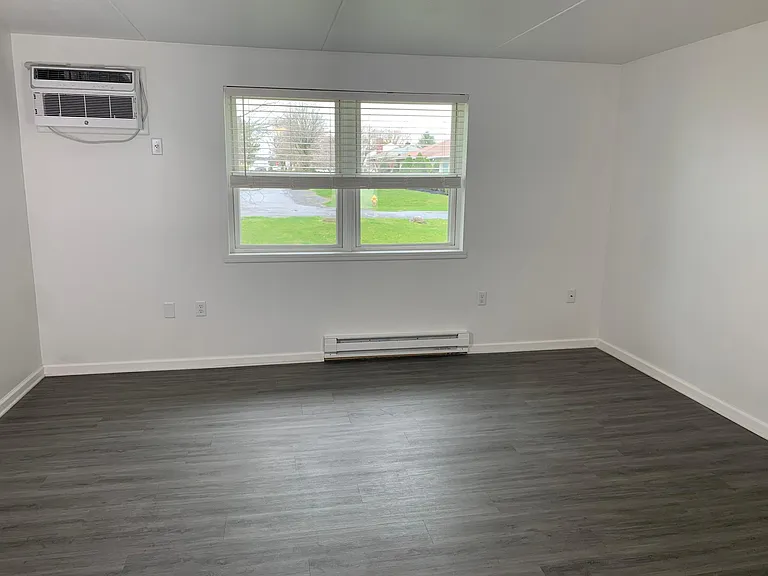 708 Matlack Ave #202 — Photo 7