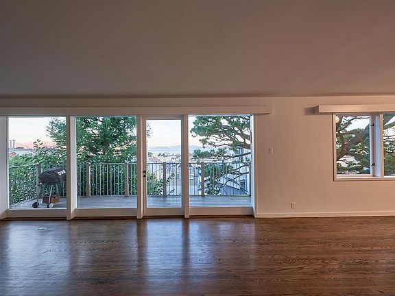 2nd image of 2060 Vallejo St APT 3