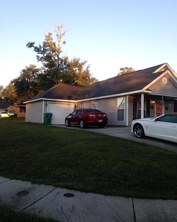 1st image of 13665 Lawton Ln
