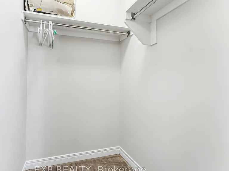 118 Finn Ct — Photo 31