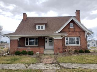 523 W 4th St, Tipton, IA 52772