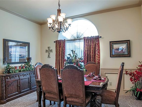 4th image of 3010 W Alamosa Dr