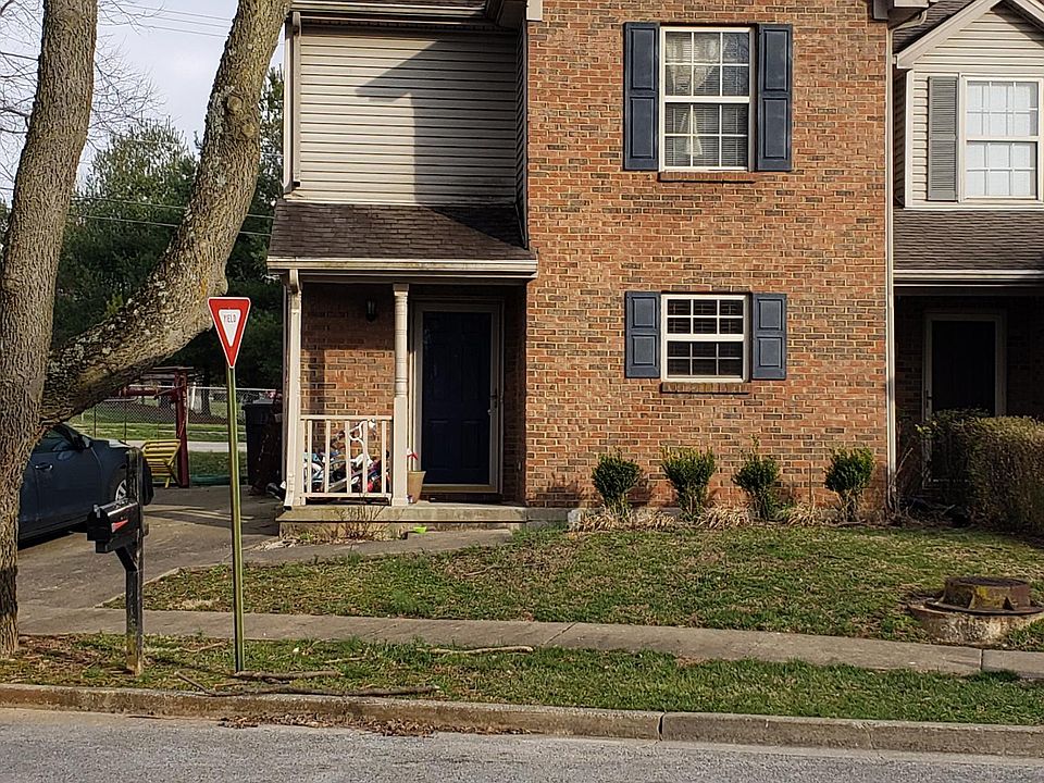 1st image of 401 Parkside Dr
