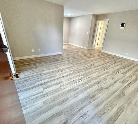2nd image of 4328 48th St APT 1