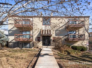 4141 Roanoke Rd APT 7, Kansas City, MO 64111