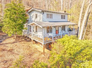 38 Hidden Falls Rd, Maggie Valley, NC 28751