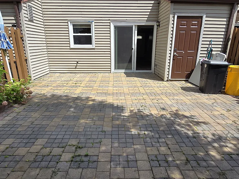6 Colonial Ct #6 — Photo 33