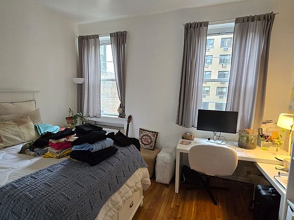 5th image of 27 W 15th St APT 3R