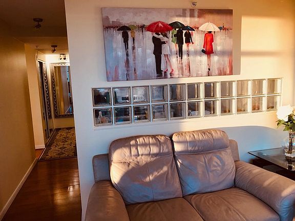 5th image of 1288 Alberni St #1403