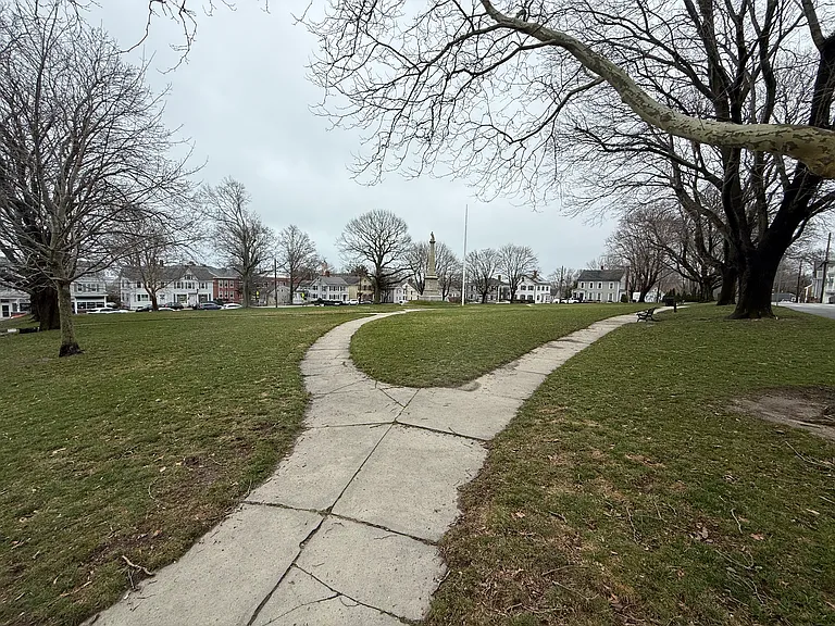 7 N Green St #3 — Photo 25