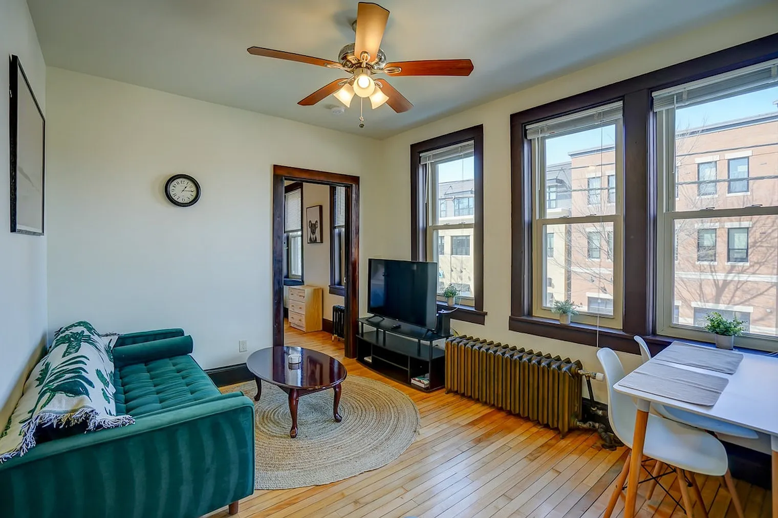 1 bed, 1.0 bath, 398 sqft, $2,245 — Photo 1