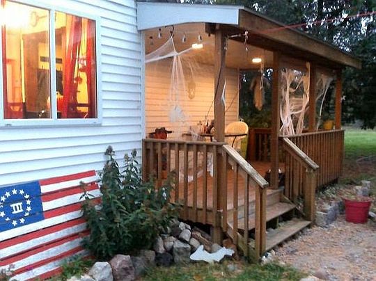 2nd image of 337 S 1st St
