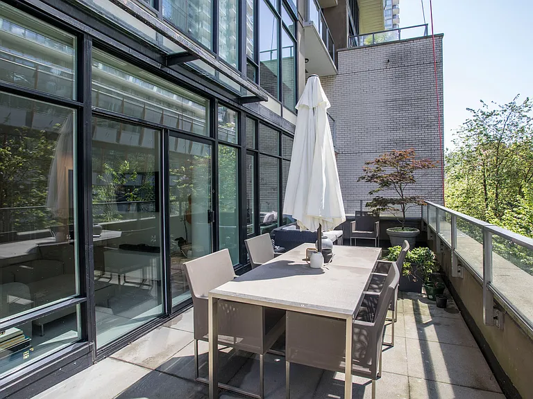 1252 Hornby St #401 — Photo 13