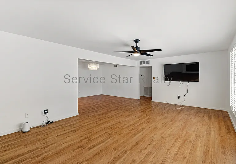 6720 N 12th Pl — Photo 6