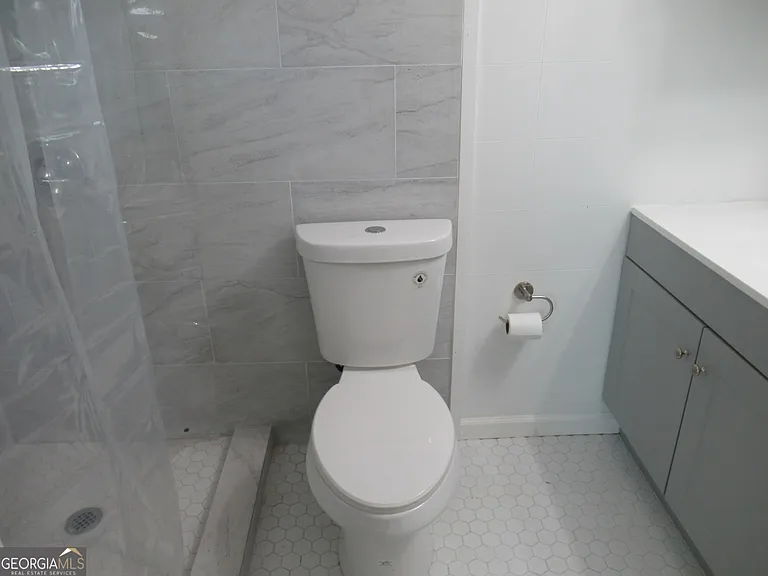 229 Fox Mountain Rd — Photo 15