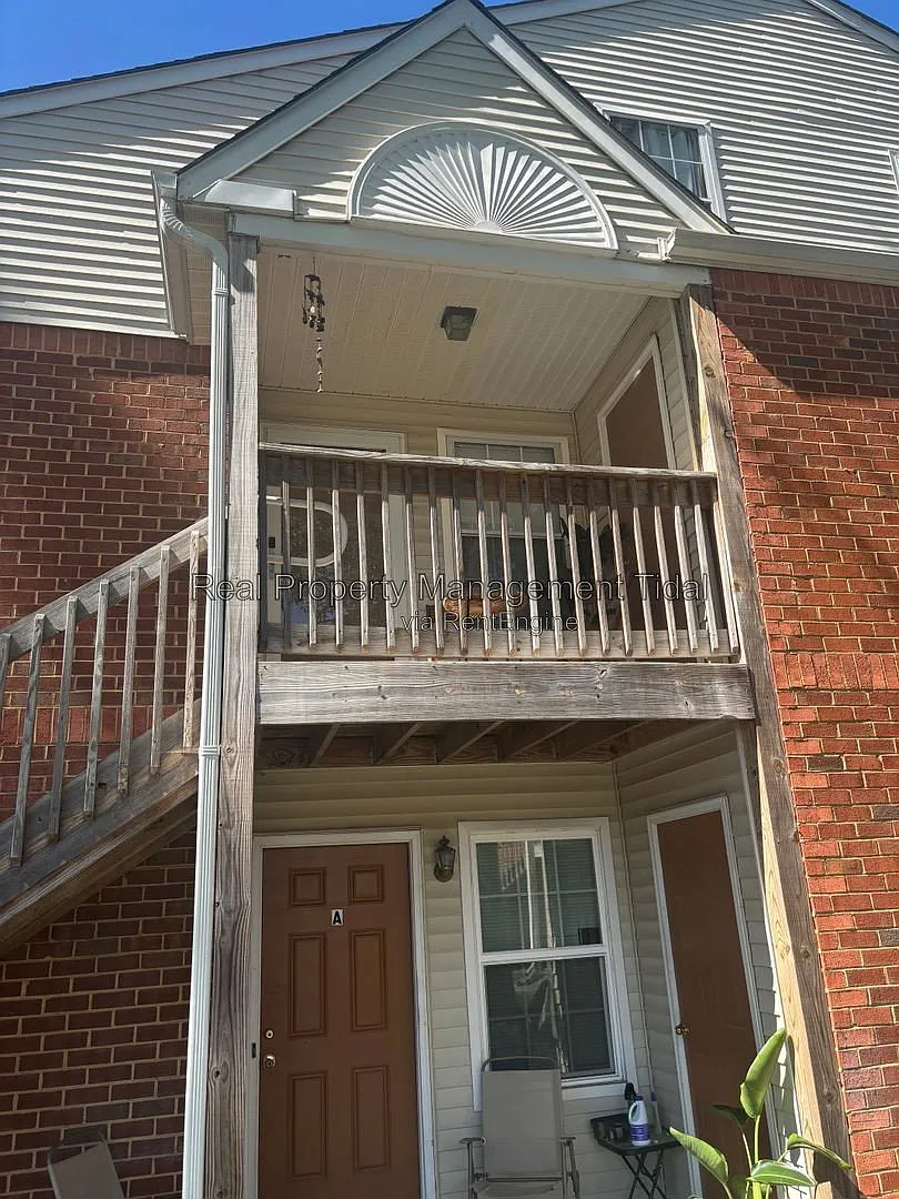 2 bed, 2.0 bath, 1300 sqft, $1,695 — Photo 4