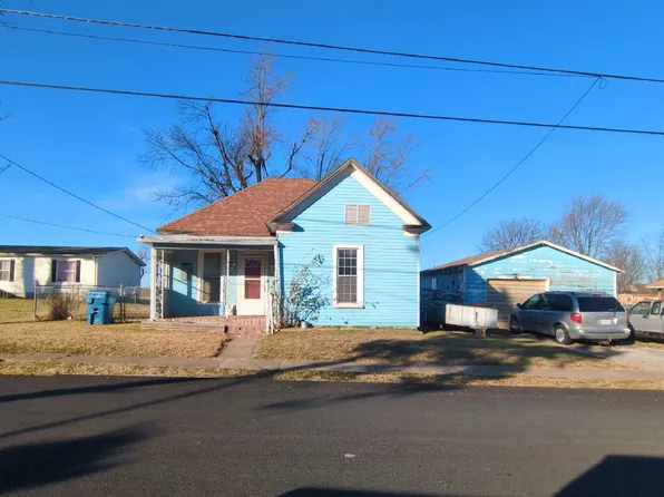 506 N Fountain St, Carterville, MO 64835