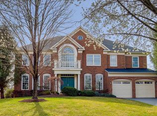21946 Hyde Park Dr, Ashburn, VA 20147