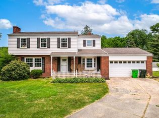 480 Green Field Cir, Tallmadge, OH