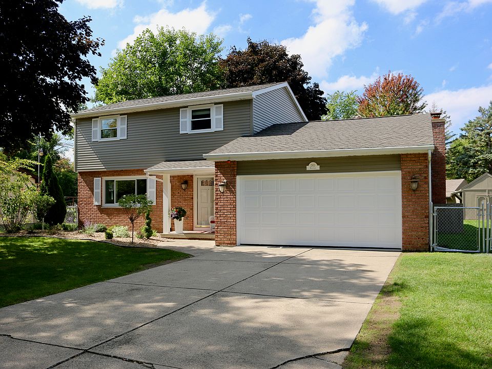 Awesome Exterior!!!
