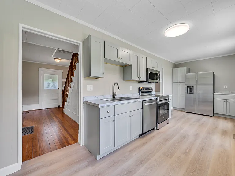 5402 Roanoke Rd — Photo 9