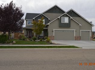 495 N Paddington Pl, Star, ID 83669