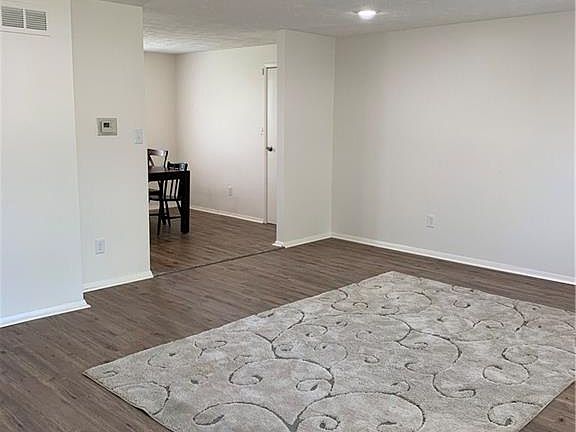 2nd image of 1610 Whistler Cir