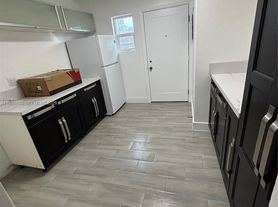 13425 NW 31st Ave, Opa Locka, FL