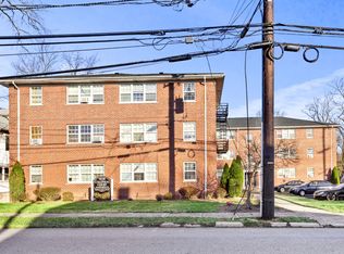 299-303 Kinderkamack Rd #299-C3, Westwood, NJ 07675