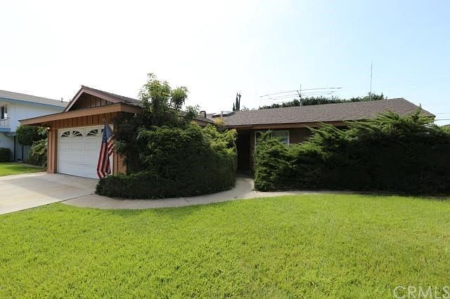2nd image of 6342 Heil Ave