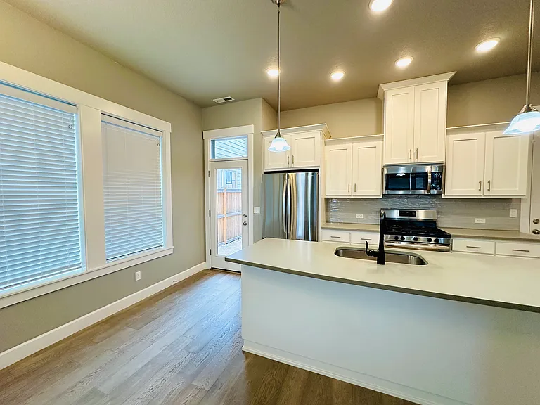 4105 SE 69th Ave — Photo 13