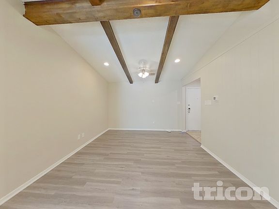 3rd image of 5108 Bonneville Dr