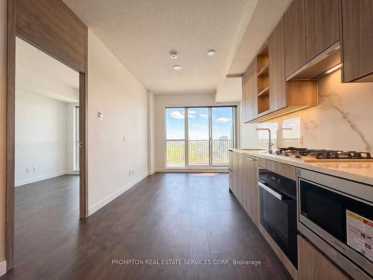 18 Esther Shiner Blvd #2509 — Photo 4
