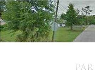 305 Cartwright St, Pensacola, FL 32507